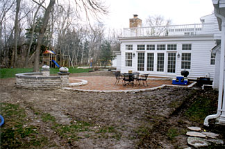 Milwaukee Patio and Wall Construction Contractors 